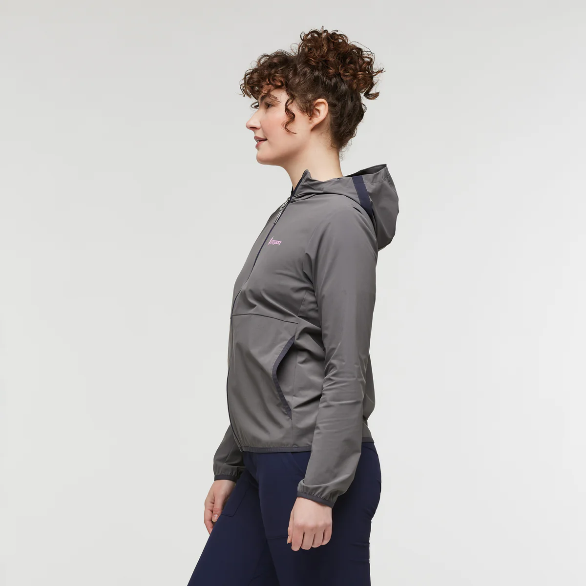 Vuelta Performance Windbreaker Jacket - Women's - Image 11