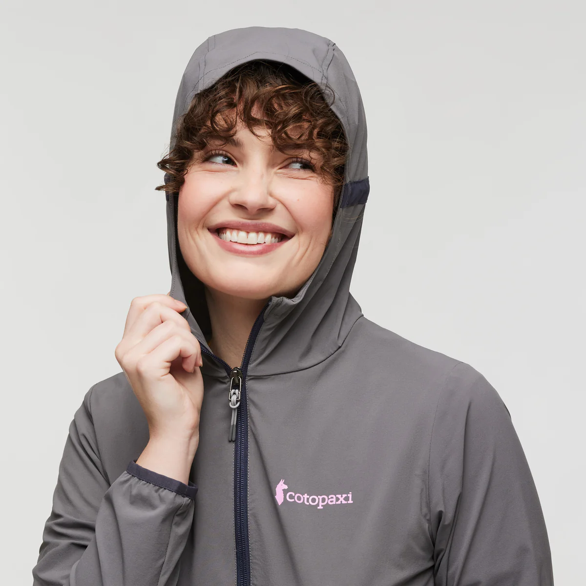 Vuelta Performance Windbreaker Jacket - Women's - Image 13